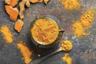 curcuma-recette-anti-cerne